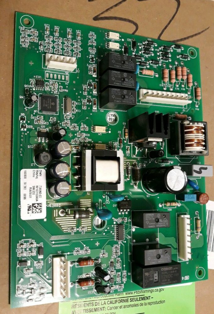 Maytag Control Board  W10310240 Does not work For Parts or Repair Only !.